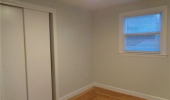 155 Lewiston St, Warwick, RI 02889