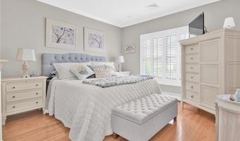 7 Daisy Ln, Coventry, RI 02816