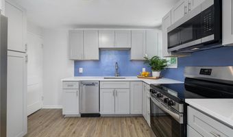 349 Boulevard, Middletown, RI 02842