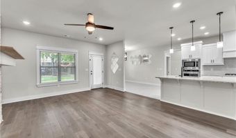4202 Plumley Ave, Bentonville, AR 72713