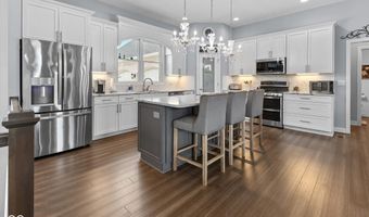 5156 Fairview Ct, Avon, IN 46123