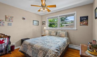 21 N Waterman Ave, Arlington Heights, IL 60004