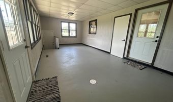 201 E South St, Albion, IA 50005