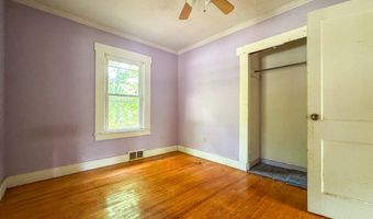14 Brook St, Ayer, MA 01432