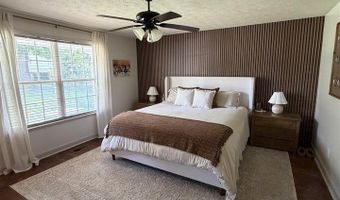 1860 Walkers Chapel Rd, Adolphus, KY 42120