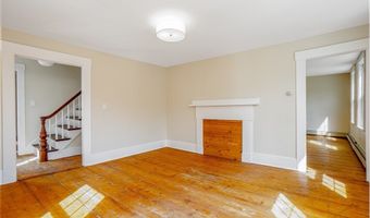 4 Main St, Ashburnham, MA 01430