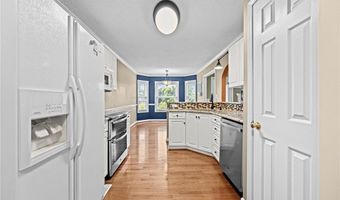 145 Savannah Ct, Advance, NC 27006
