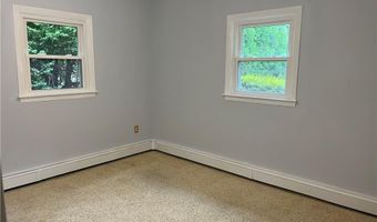 10 Cavalier Rd, Narragansett, RI 02882