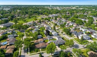 365 W Myrick Ave, Addison, IL 60101