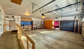 236 Wilson St, Alden, MN 56009