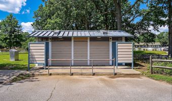 64 Woodland Rd, Bayville, NJ 08721
