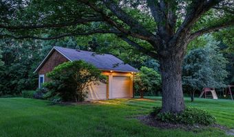 33943 Mill Creek Dr, Adel, IA 50003
