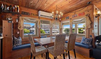 10 11TH St, Beach Haven, NJ 08008