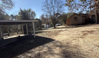 32 Slate St, Atmore, AL 36502