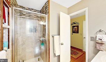 100 BROOKFIELD Dr, Dover, DE 19901
