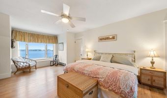 35 Benedict Rd, Bourne, MA 02532