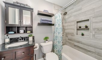 46-232 Kahuhipa St A205, Kaneohe, HI 96744