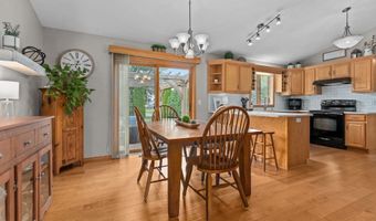W5982 STRAWFLOWER Drive, Appleton, WI 54915