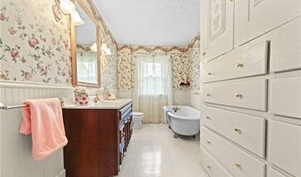 170 E Beech St NE, Alliance, OH 44601