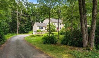 6 Winterberry Dr, Amherst, NH 03031