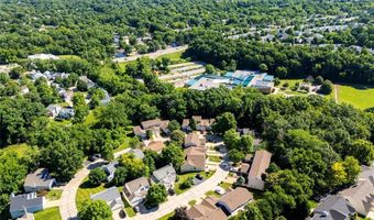 170 Cascade Terrace Dr, Ballwin, MO 63021