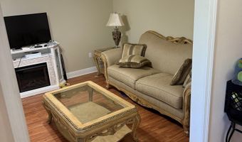 612 Esplanade Ave, Bay St. Louis, MS 39520