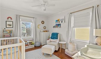 35 Hall Ave, Newport, RI 02840