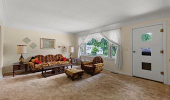 822 Croswell, Adrian, MI 49221