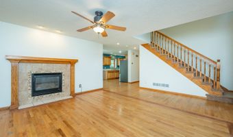117 4th St NW, Altoona, IA 50009