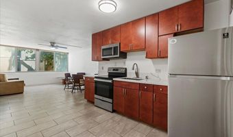 111 KAHULUI BEACH Rd D221, Kahului, HI 96732