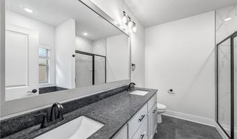 100 Selkirk Dr, Bella Vista, AR 72715