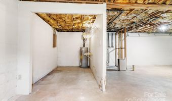 217 Royal Pines Dr, Arden, NC 28704