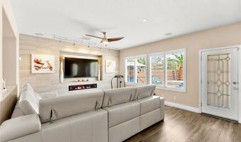 2524 Sturrock Dr, Henderson, NV 89044