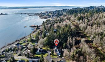 1676 SE 3RD St, Astoria, OR 97103