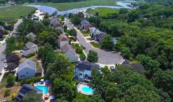 7 Ruth Ct, Absecon, NJ 08201