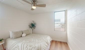 2015 Wilder Ave 2E, Honolulu, HI 96822
