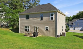 7808 Lagenaria Dr, Angier, NC 27501
