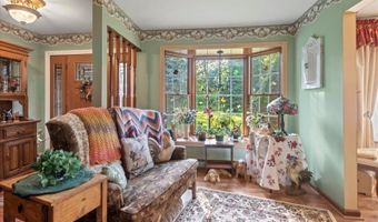 922 Warwick Tpke, Alloway, NJ 07421