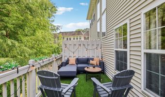 49 W Aspen Way, Aberdeen, NJ 07747