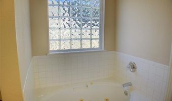 1920 Richmond Dr, Bartlesville, OK 74006