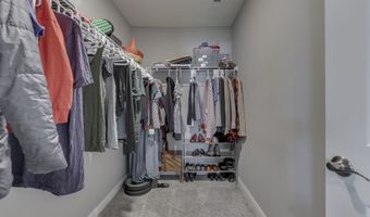 928 Ridge Rock Ln, Bargersville, IN 46106