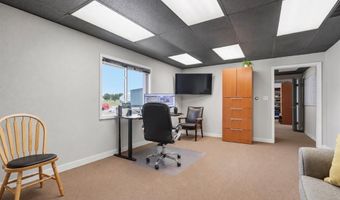 301 Old Dubuque Rd D, Anamosa, IA 52205