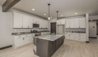 7832 E Autry Ln, Athol, ID 83801