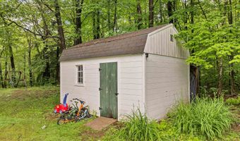 49 Leavitt Rd, Belmont, NH 03220