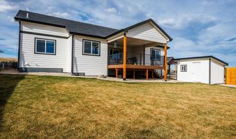 313 Rendezvous St, Buffalo, WY 82834