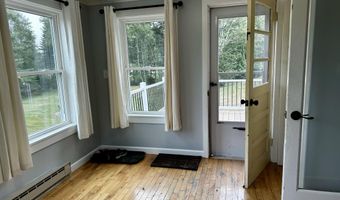 2 Piper Ln, Abbot, ME 04406