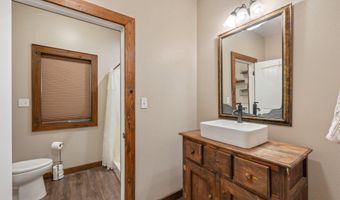 1827 Waterway Dr, Baker, FL 32531