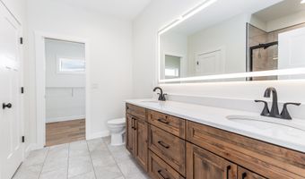 6074 Stockwood, Asbury, IA 52002