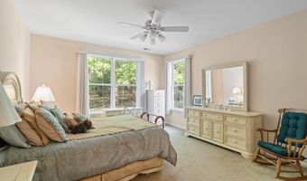 8 Whitecaps Ter, Barnegat, NJ 08005