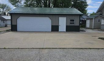 134 E Main St, Agency, IA 52530